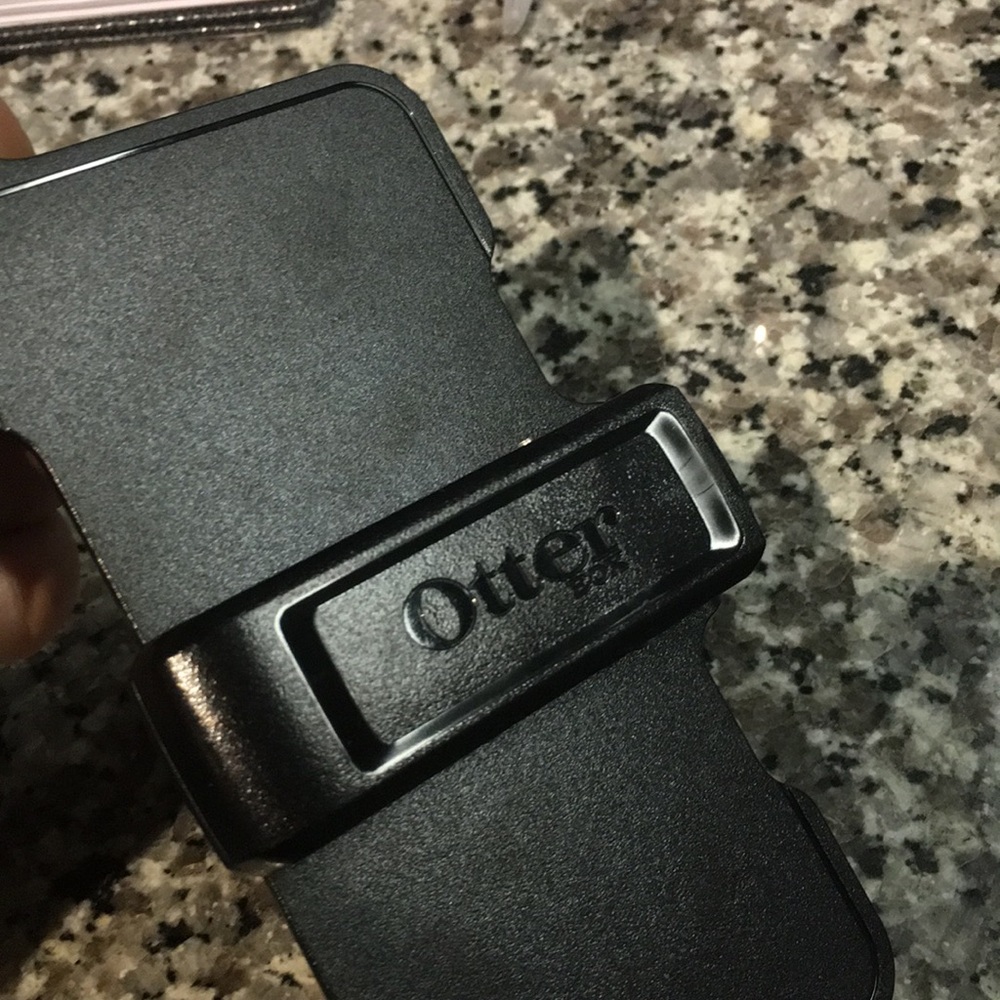 Phone case - Picture 3 of 4